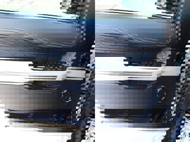 Used 2021 Ford Expedition Platinum image 18