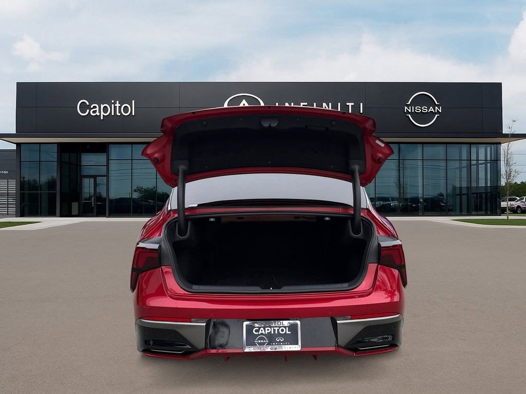 Used 2025 Kia K5 EX image 9