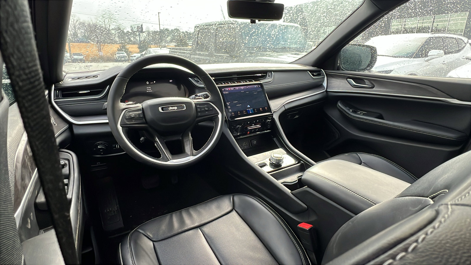 Used 2024 Jeep Grand Cherokee L Limited w/ Luxury Tech Group II image 27