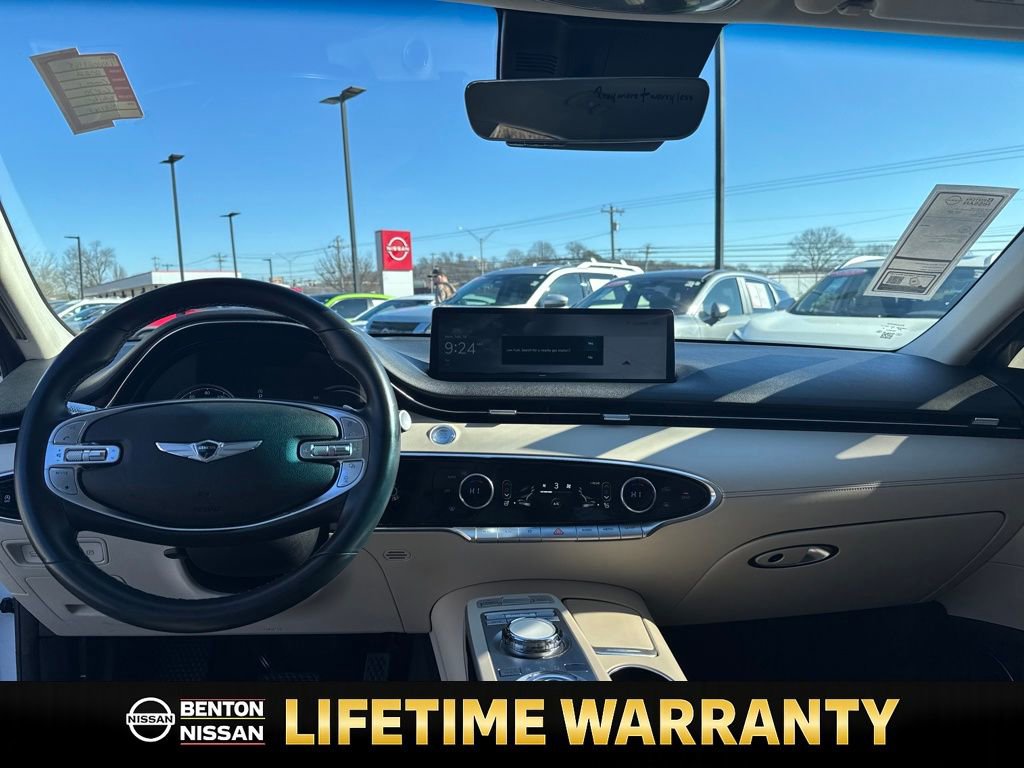 Used 2022 Genesis GV70 2.5T image 13