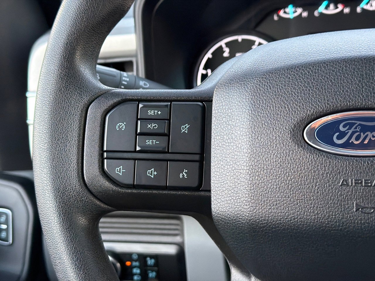 Used 2024 Ford F350 XL image 25