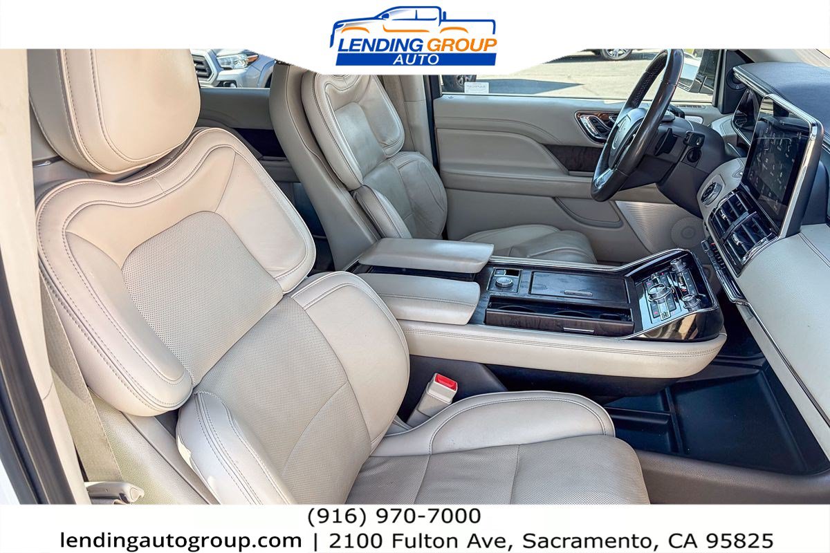 Used 2018 Lincoln Navigator L Reserve w/ Technology Package AWD/4WD image 15