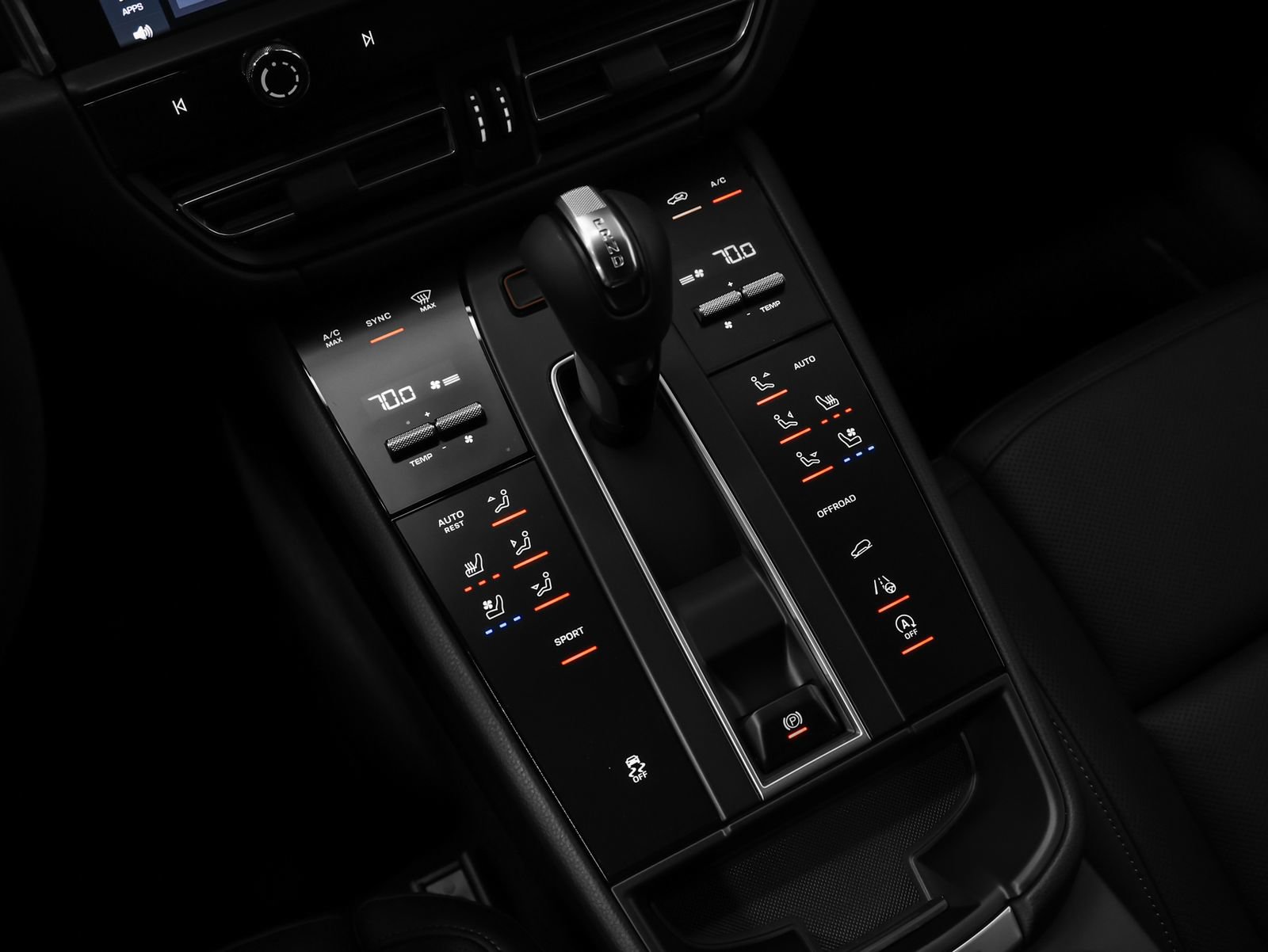 New 2026 Porsche Macan AWD/4WD image 32
