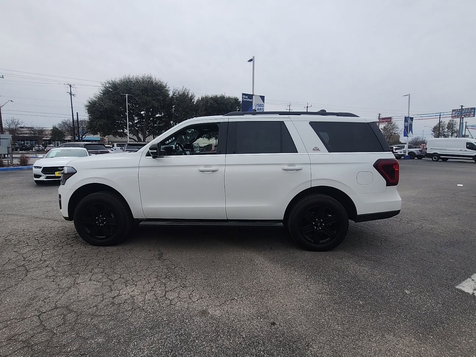 Used 2022 Ford Expedition Timberline AWD/4WD image 4