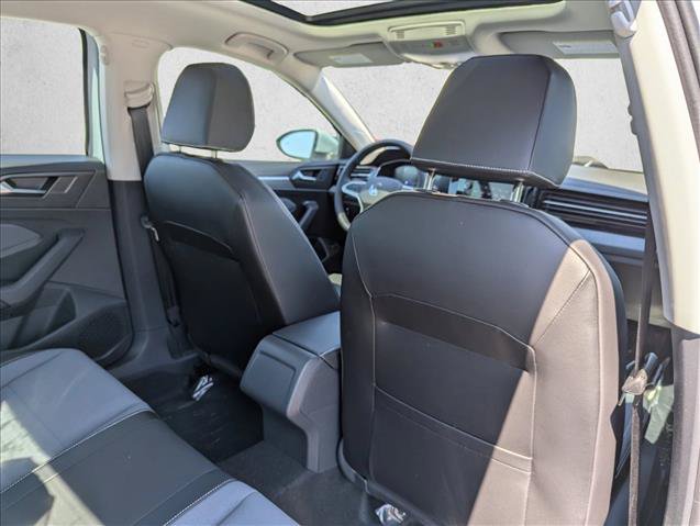 New 2026 Volkswagen Jetta SE FWD image 28