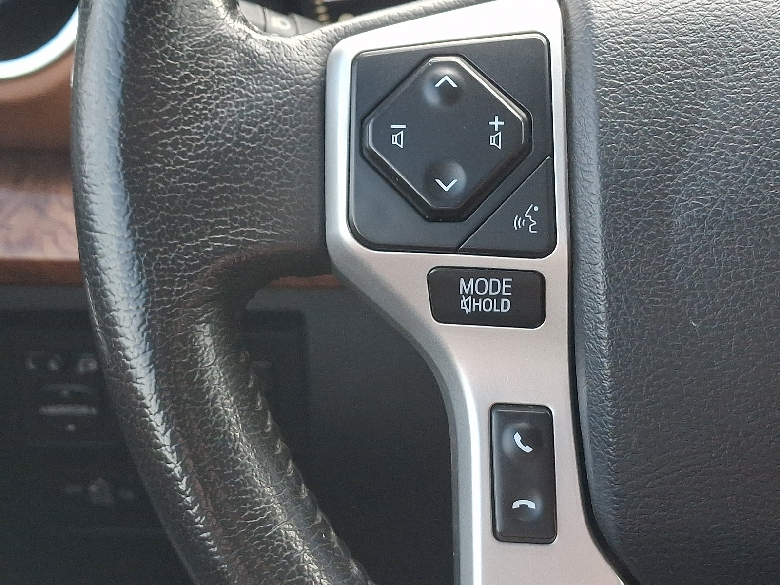 Used 2020 Toyota Tundra 1794 Edition AWD/4WD image 22