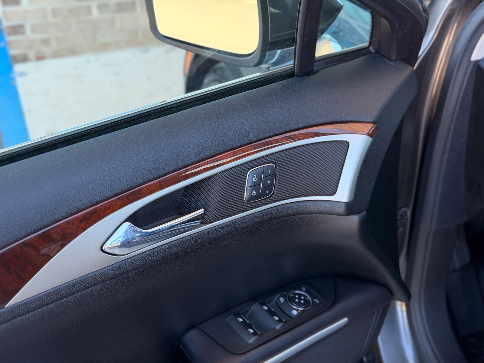 Used 2016 Lincoln MKZ Hybrid w/ Equipment Group 600A Reserve FWD image 17