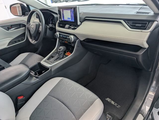 Used 2023 Toyota RAV4 XLE image 15