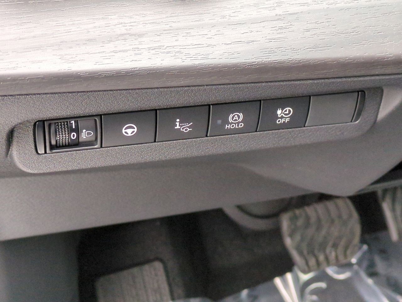 New 2024 Nissan Ariya AWD image 16