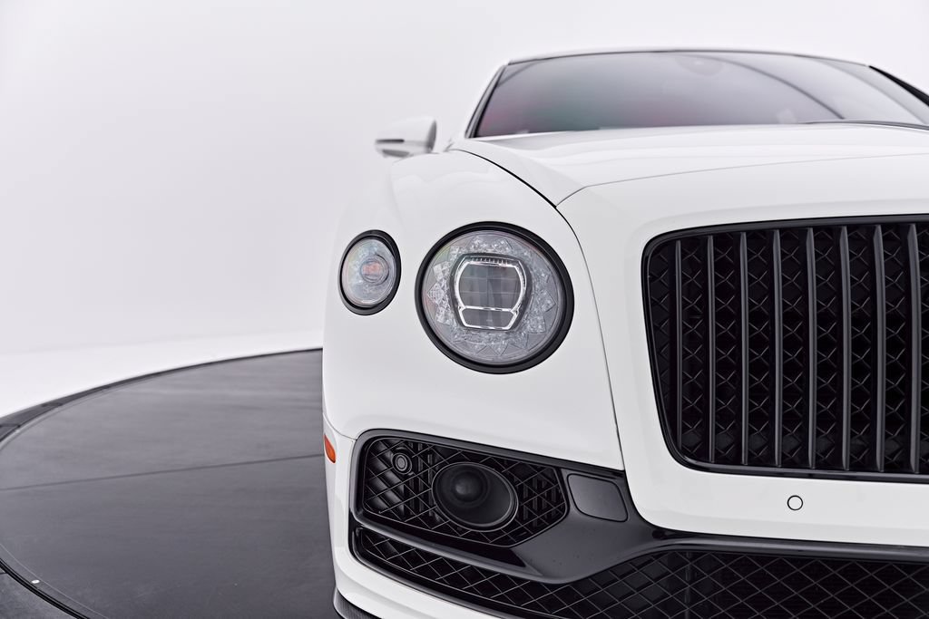 Used 2022 Bentley Flying Spur V8 AWD/4WD image 22