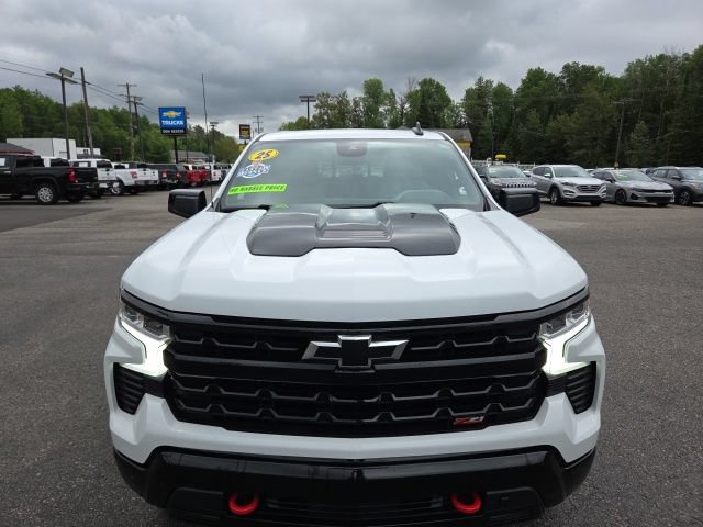 Used 2025 Chevrolet Silverado 1500 LT Trail Boss w/ Convenience Package II AWD/4WD image 31
