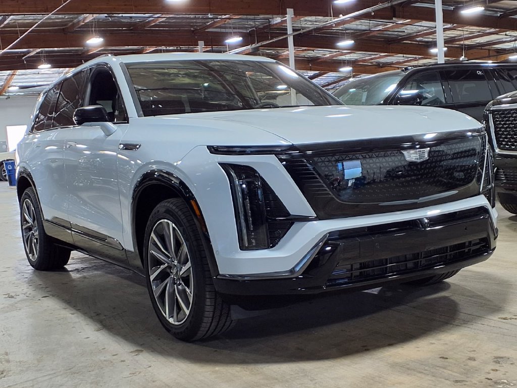 New 2027 Cadillac Vistiq Luxury AWD/4WD image 3