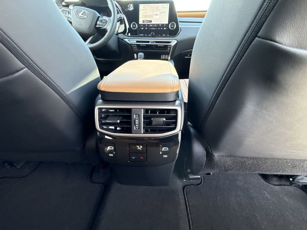 Used 2025 Lexus RX 350 FWD w/ Technology Package image 18