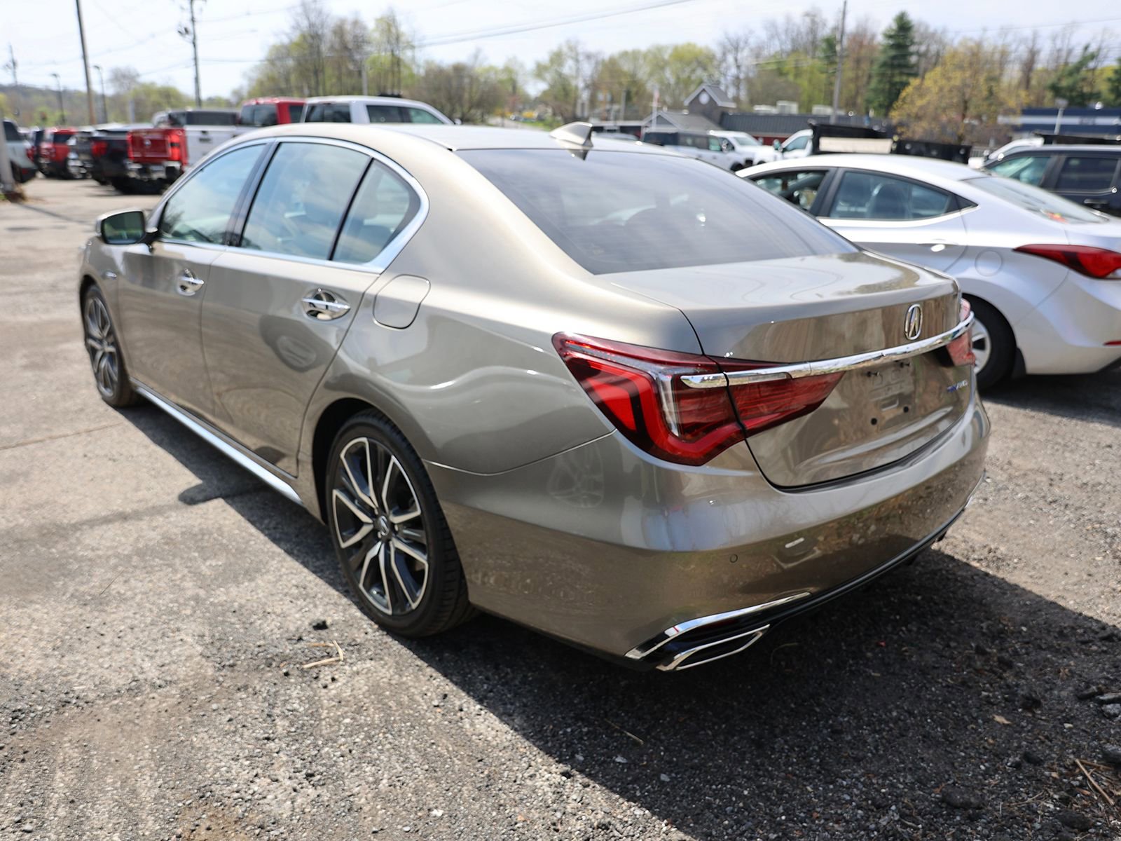 Used 2020 Acura RLX Sport Hybrid w/ Advance Pkg image 4