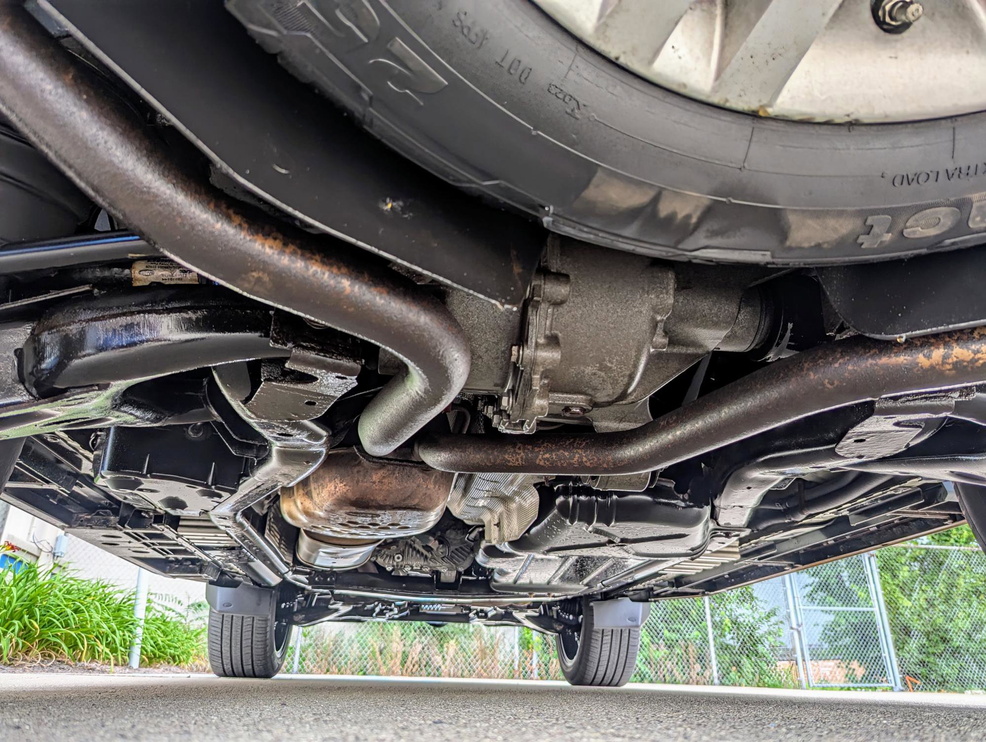 Used 2015 Land Rover LR4 HSE LUX image 22