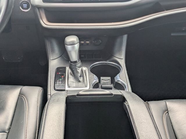 Used 2019 Toyota Highlander XLE image 20