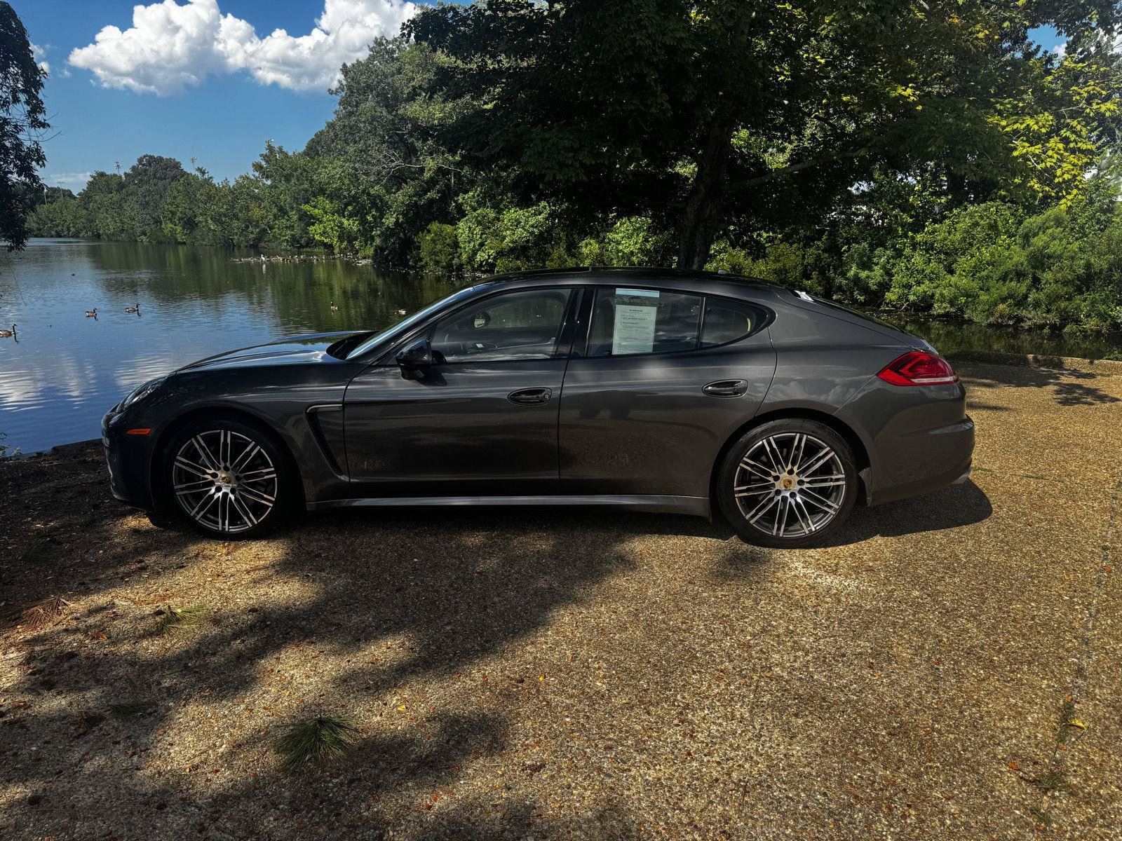 Used 2016 Porsche Panamera 4 Edition AWD/4WD image 10