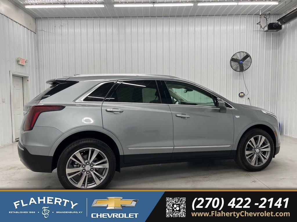 Used 2025 Cadillac XT5 Premium Luxury w/ LPO, Floor Liner Package FWD video 2