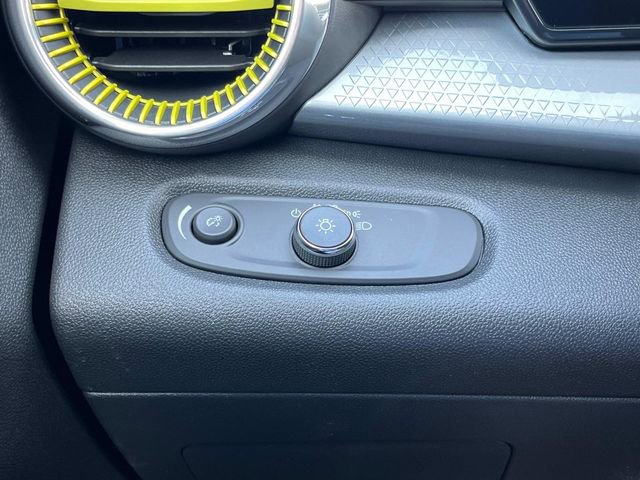 New 2026 Chevrolet Trax LT image 29