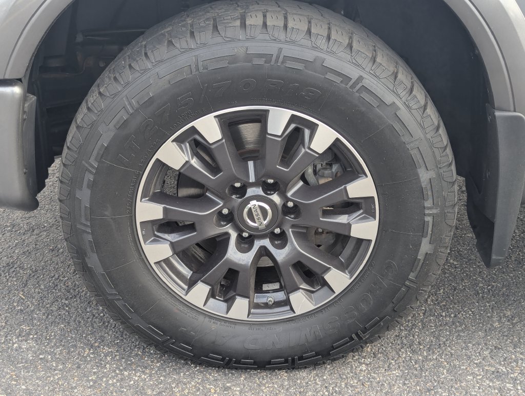 Used 2017 Nissan Titan PRO-4X AWD/4WD image 15