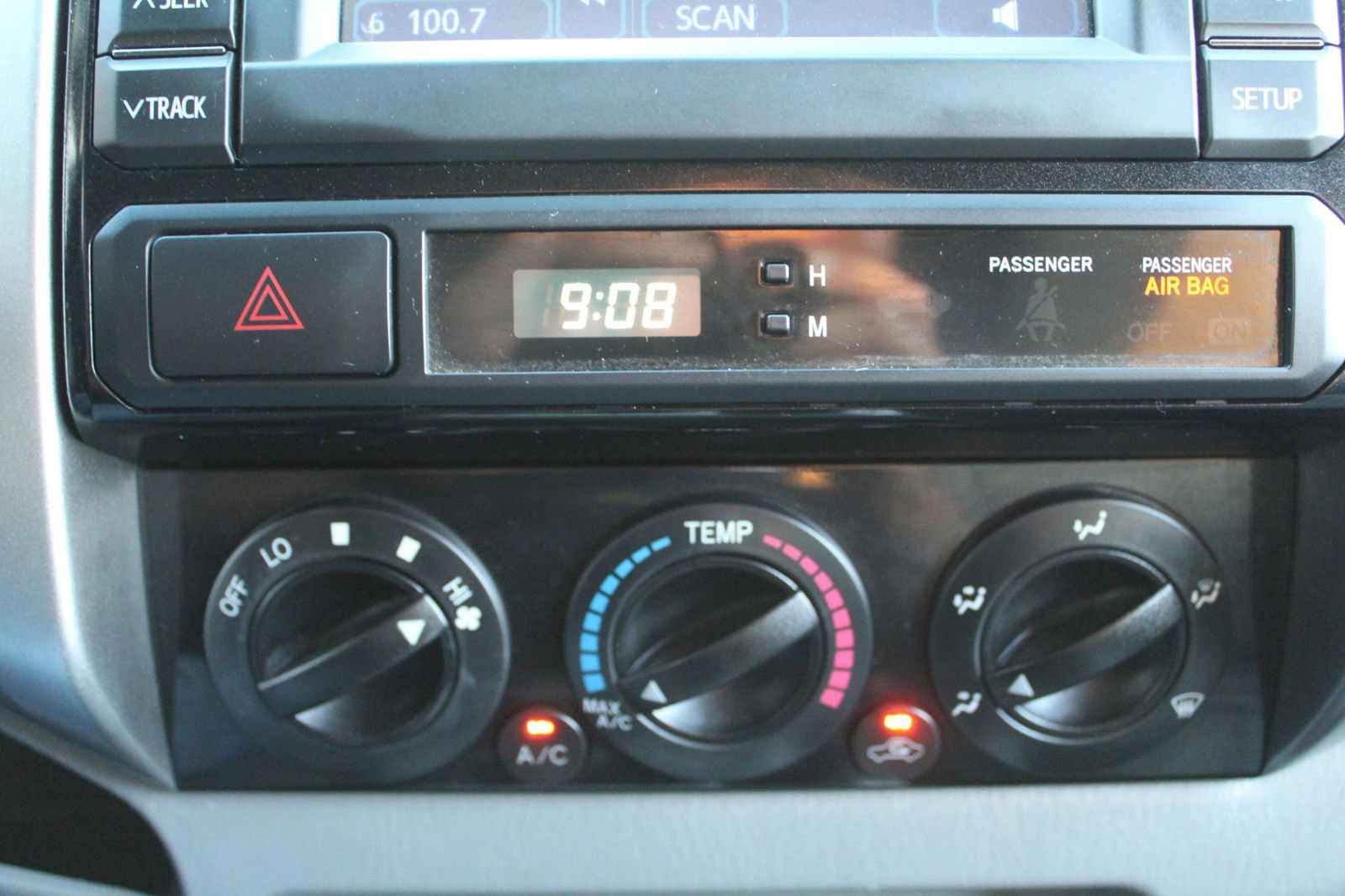 Used 2013 Toyota Tacoma PreRunner w/ SR5 Pkg RWD image 21
