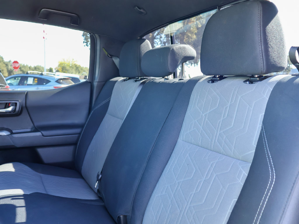 Used 2023 Toyota Tacoma TRD Sport AWD/4WD image 29
