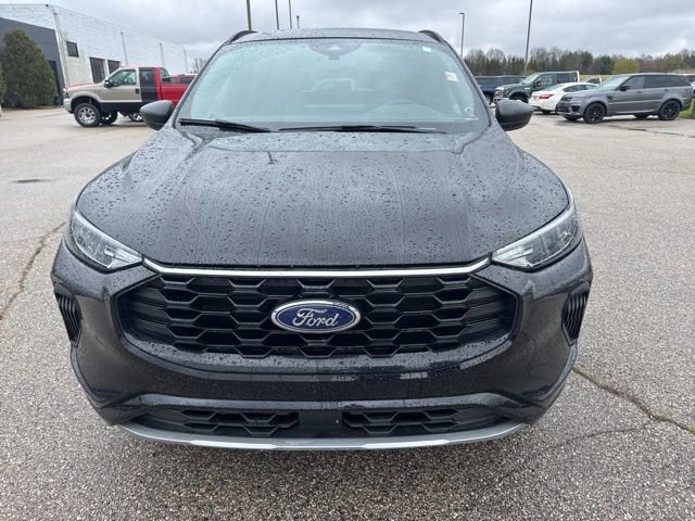 Used 2023 Ford Escape ST-Line w/ Tech Pack #1 AWD/4WD image 8