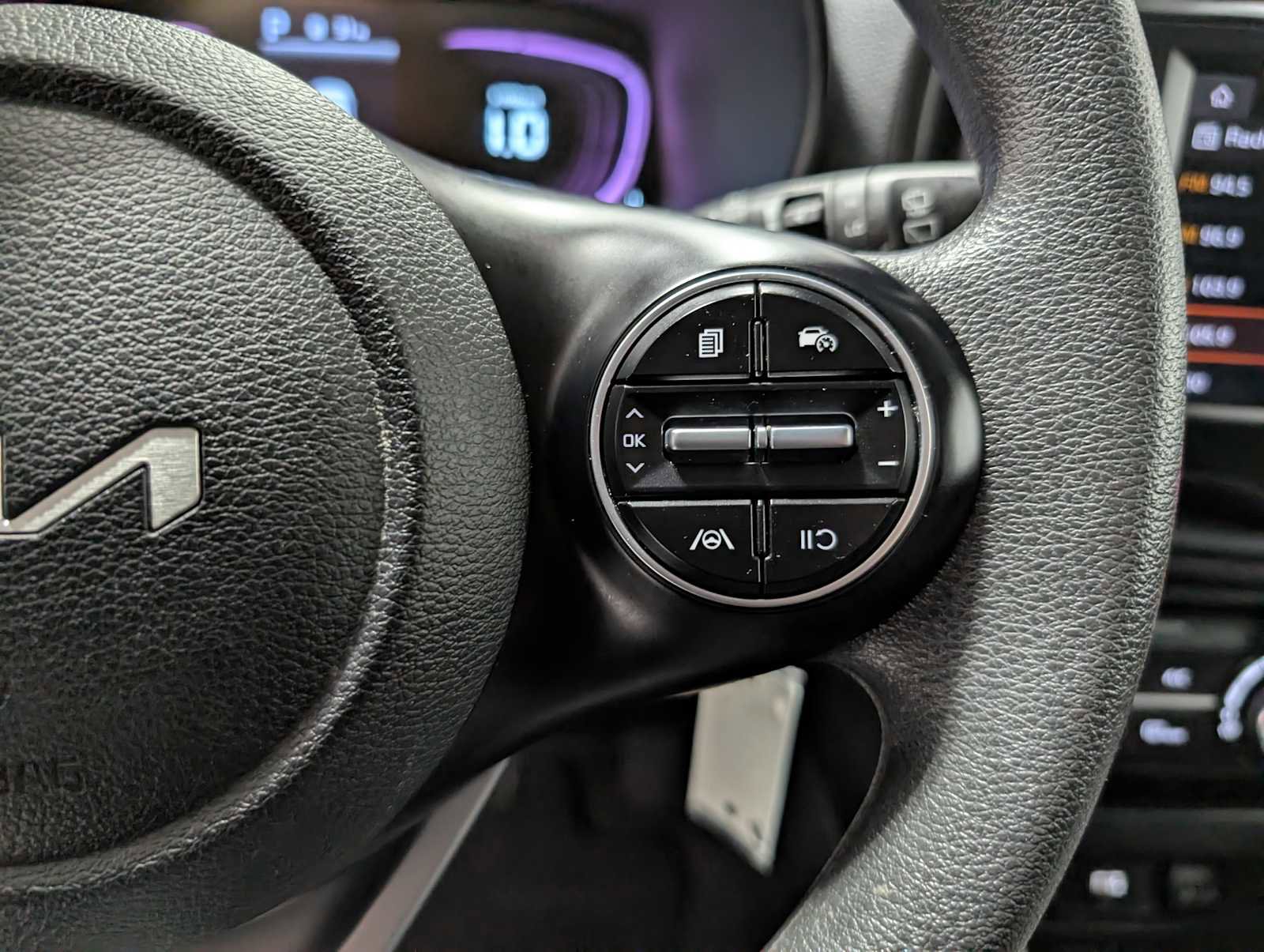 Used 2023 Kia Soul LX w/ LX Technology Package image 32