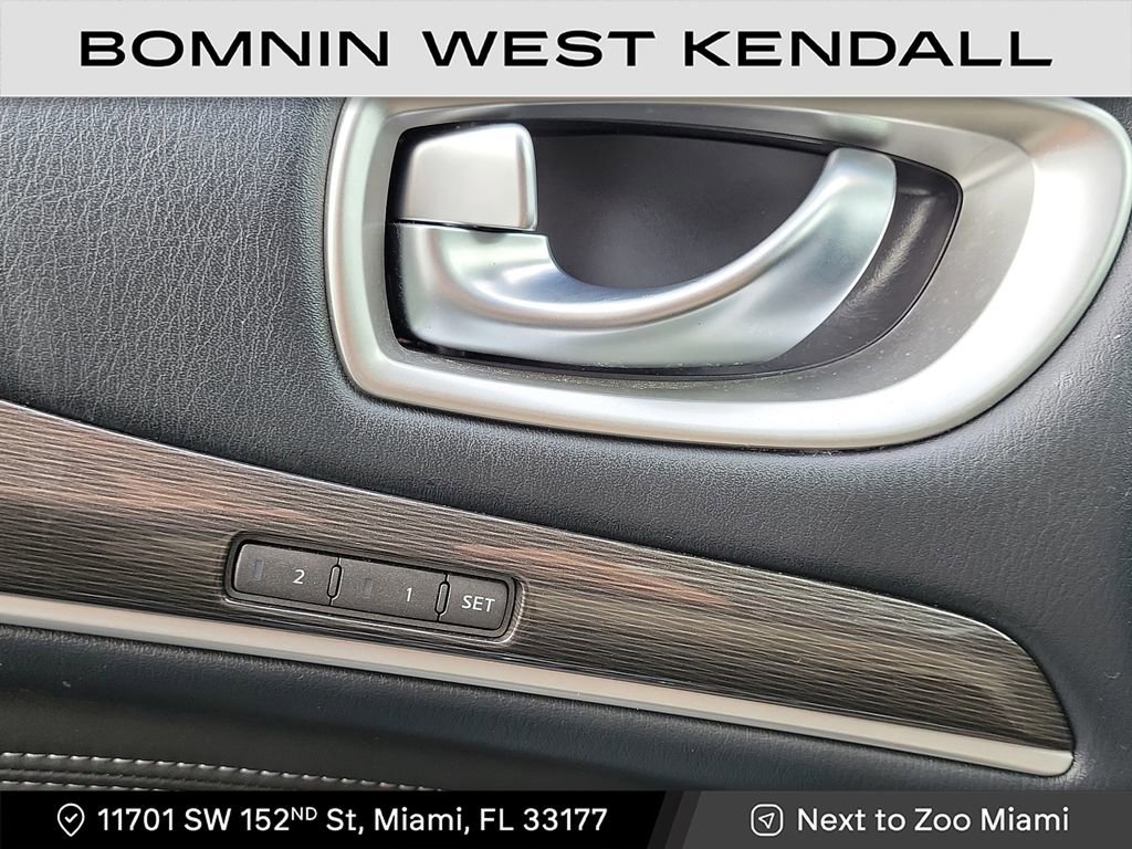 Used 2019 INFINITI QX60 Luxe w/ Essential Package image 27