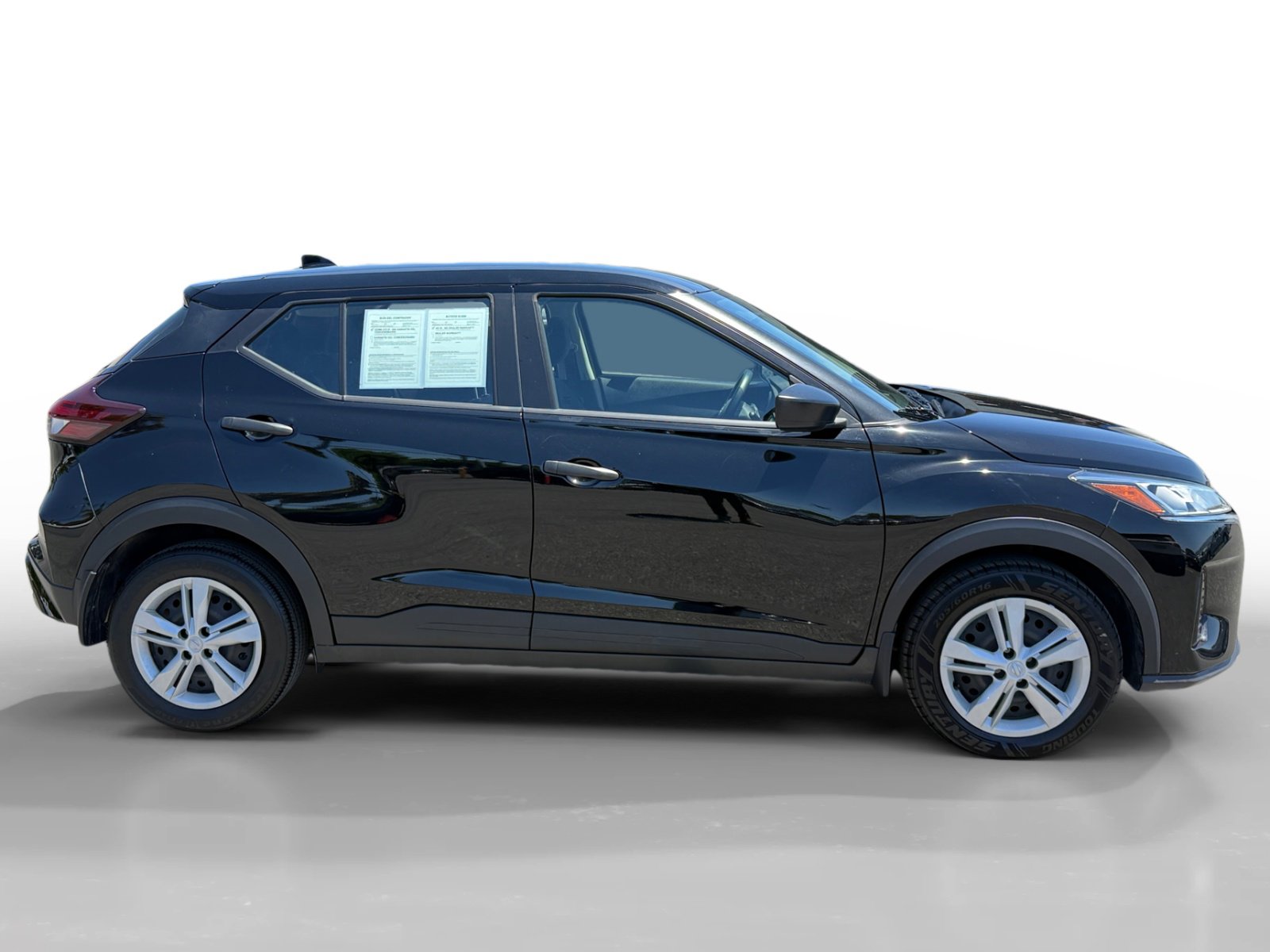 Used 2023 Nissan Kicks S FWD image 6