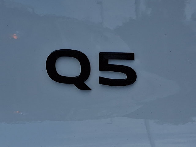 Used 2025 Audi Q5 Premium w/ Convenience Package AWD/4WD image 32