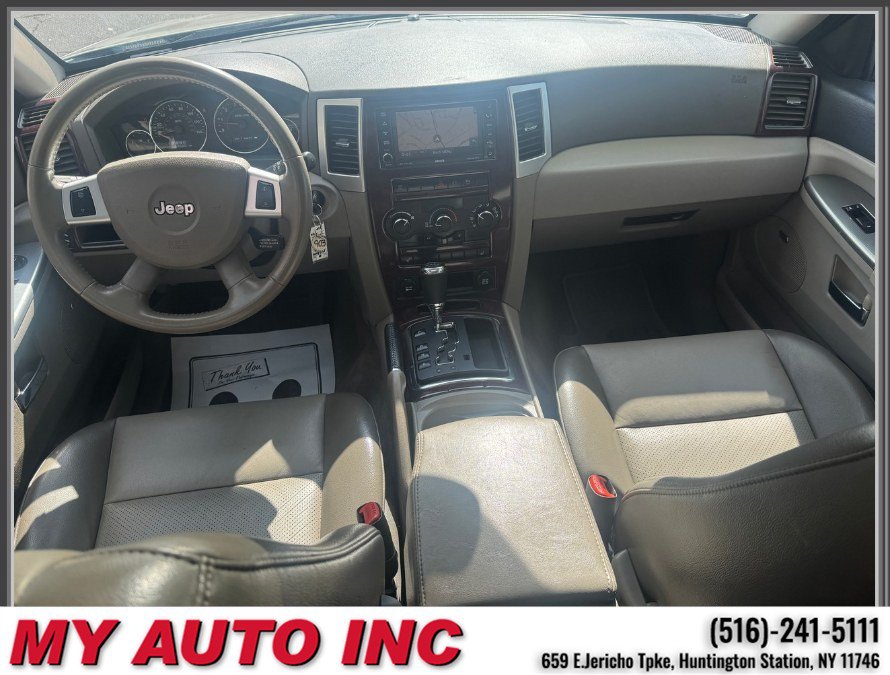 Used 2009 Jeep Grand Cherokee Laredo AWD/4WD image 10