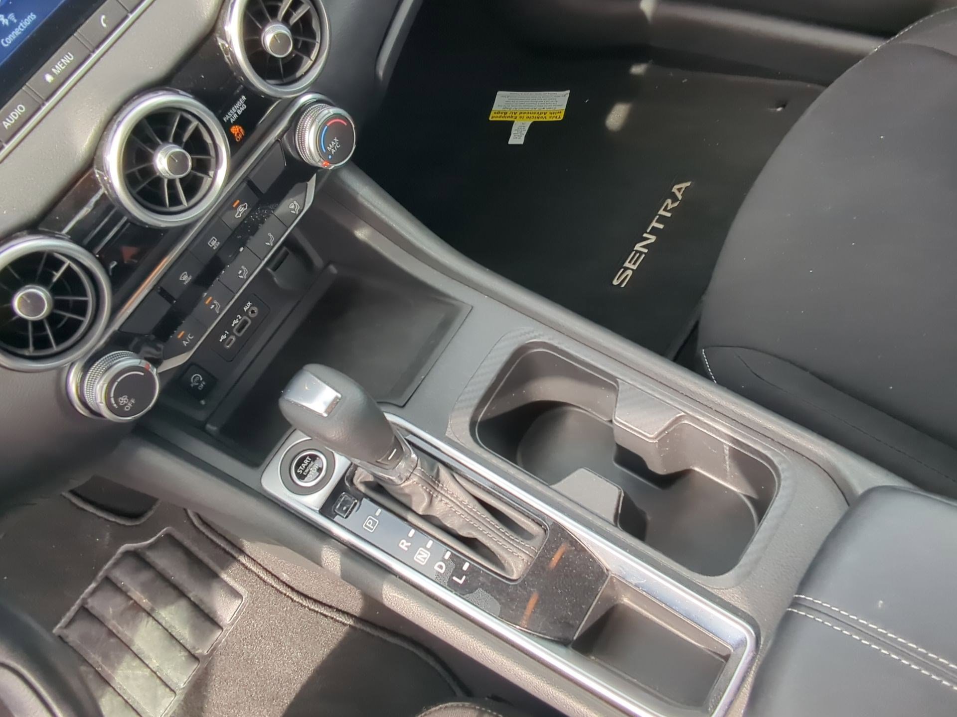 Used 2024 Nissan Sentra SV FWD image 19
