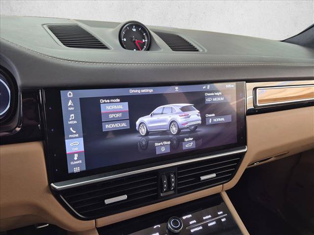 Used 2019 Porsche Cayenne Turbo AWD/4WD image 21