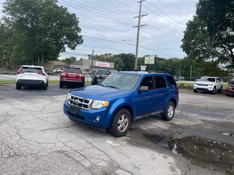 Used 2011 Ford Escape XLT FWD image 1