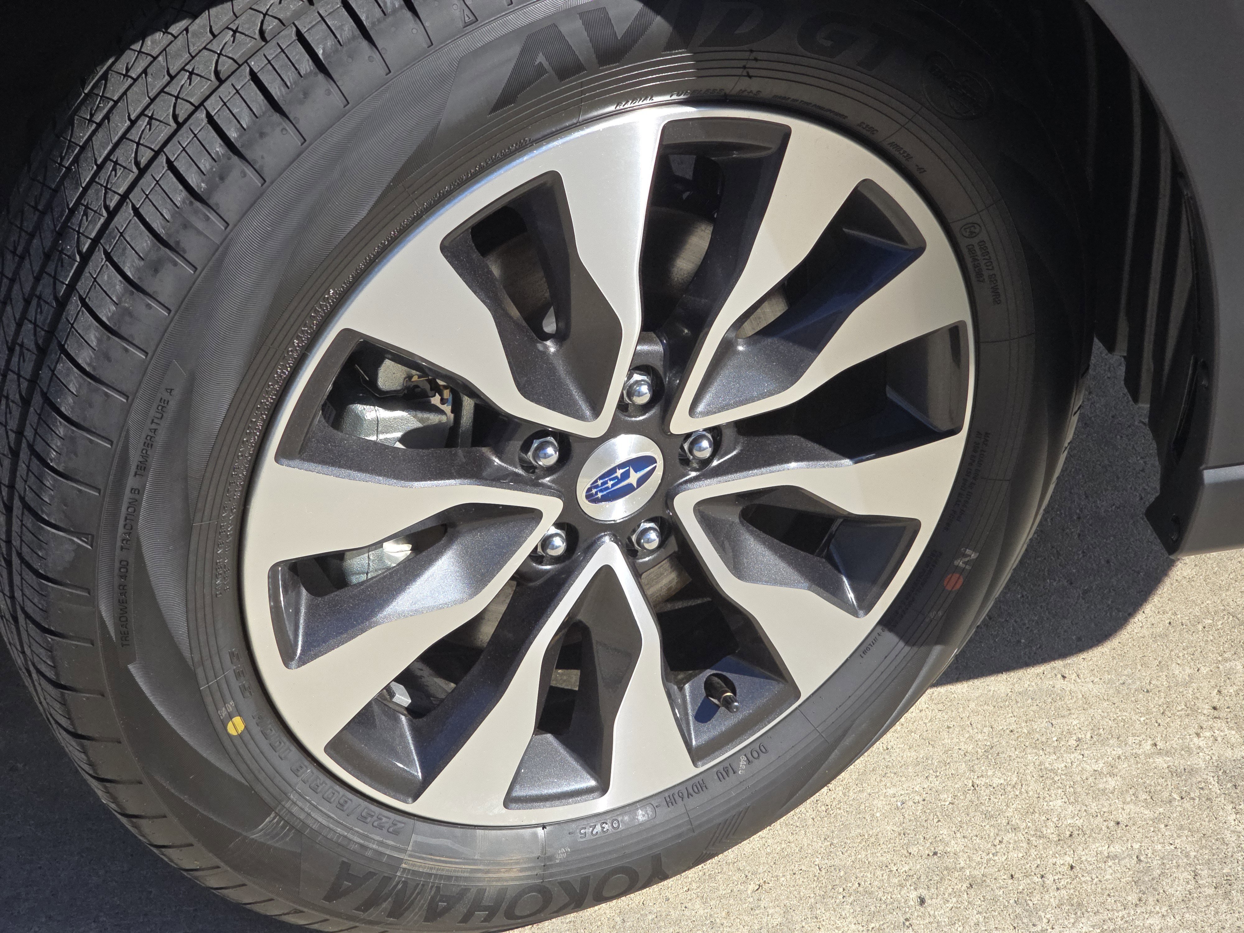 New 2025 Subaru Outback Touring XT image 16