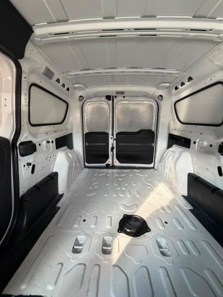 Used 2022 RAM ProMaster City Tradesman FWD image 29