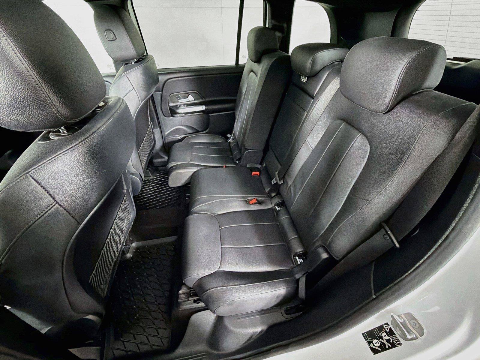 Used 2023 Mercedes-Benz GLB 250 4MATIC image 24