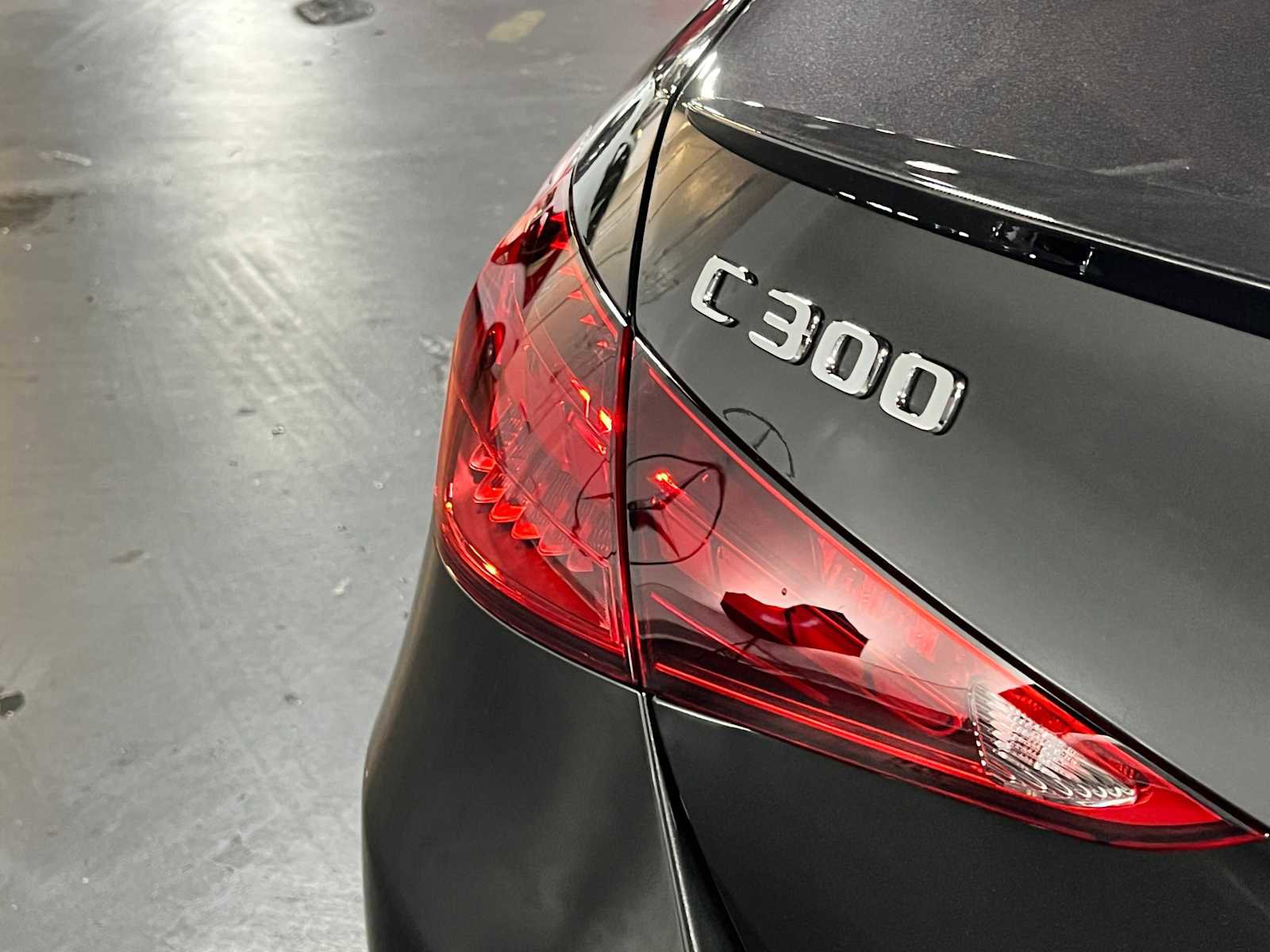Used 2025 Mercedes-Benz C 300 4MATIC Sedan image 14