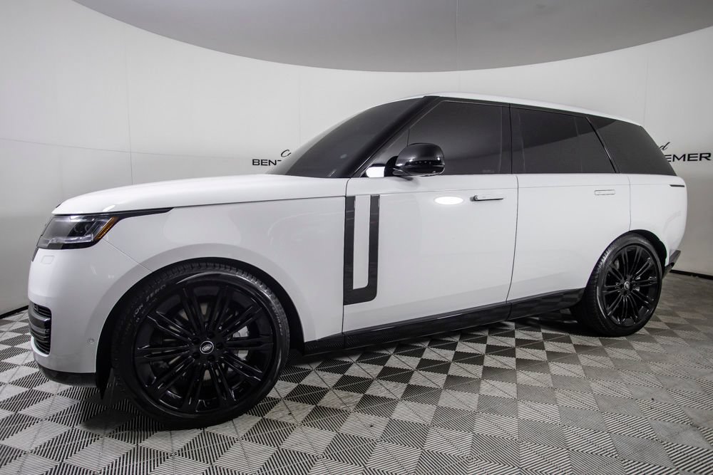 Used 2024 Land Rover Range Rover SE AWD/4WD image 9