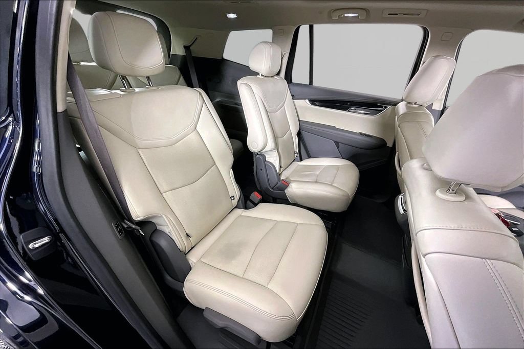 Certified 2021 Cadillac XT6 Premium Luxury FWD image 23