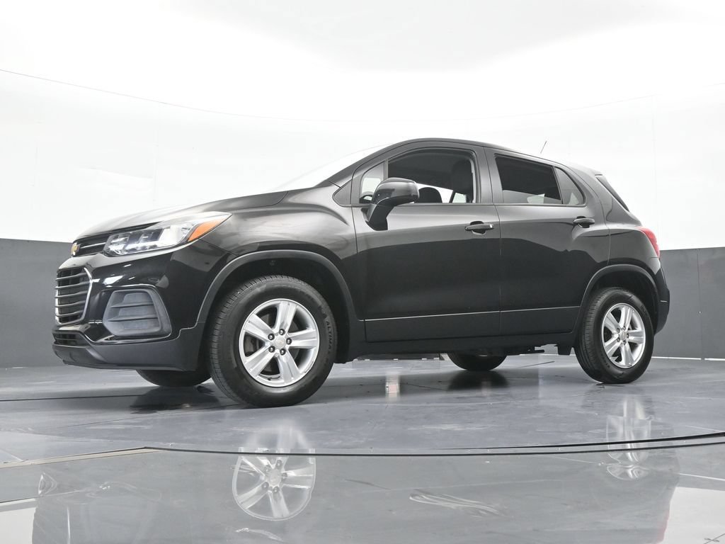 Used 2022 Chevrolet Trax LS AWD/4WD image 49
