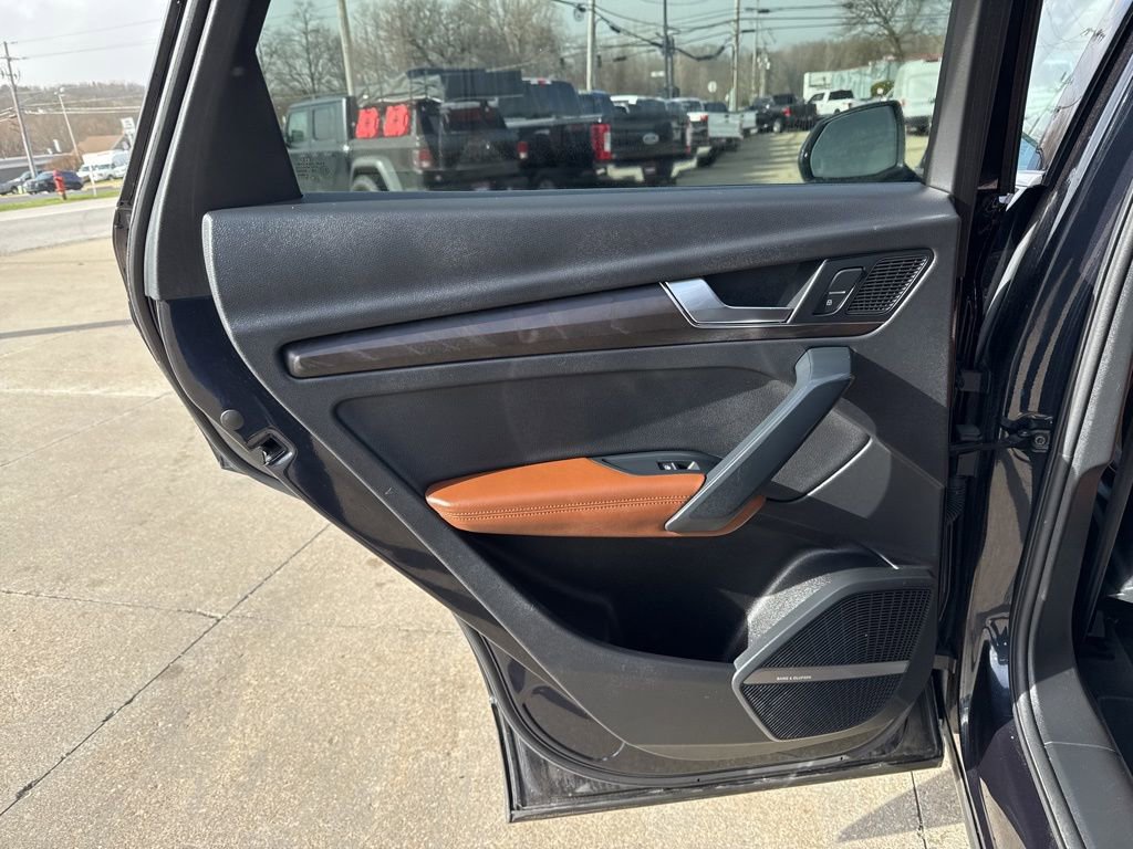 Used 2020 Audi Q5 2.0T Premium Plus w/ Premium Plus Package image 46