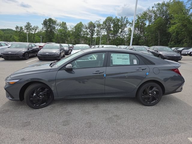 New 2026 Hyundai Elantra SEL FWD image 14
