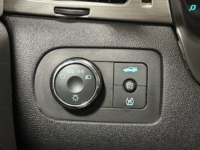 Used 2008 Chevrolet Impala LT FWD image 3