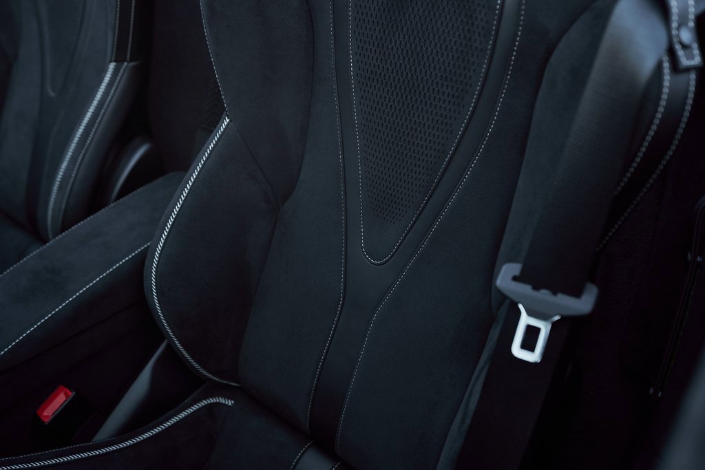 Used 2026 McLaren 750S Spider image 45