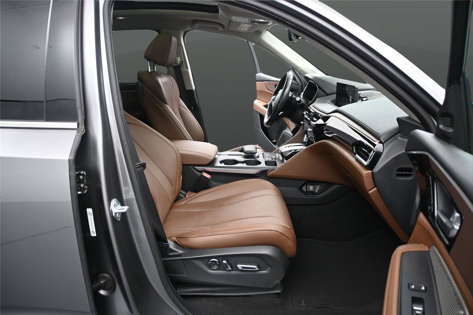 Certified 2024 Acura MDX SH-AWD w/ Technology Package image 17