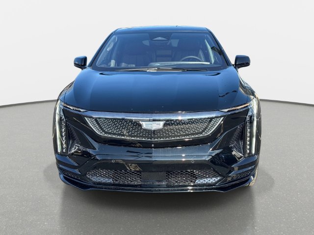 New 2026 Cadillac Optiq V w/ LPO, Floor Liner Package AWD/4WD image 8