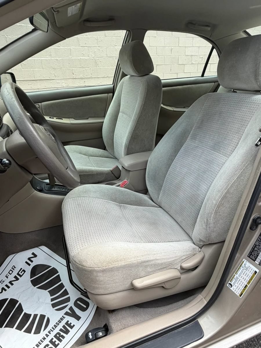 Used 2007 Toyota Corolla CE FWD image 11