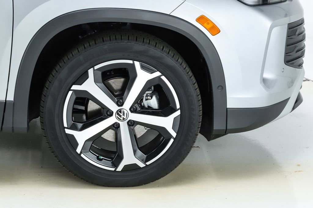 New 2026 Volkswagen Tiguan SE image 53